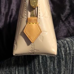 Lv cosmetic Pouch case